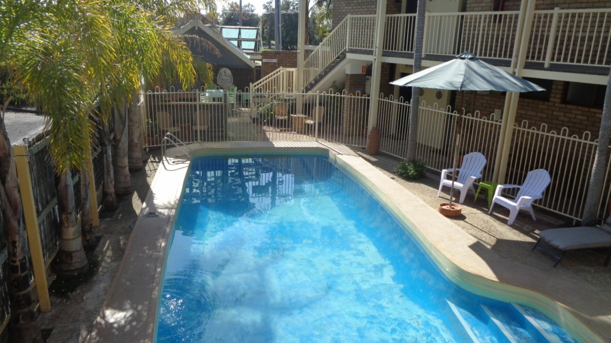 לייקס אינטרנס Abel Tasman Waterfront Motel מראה חיצוני תמונה